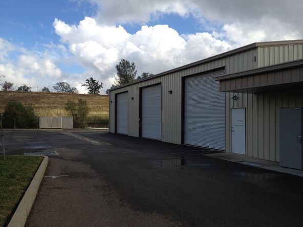 Industrial Shop/Warehouse: 1135 Prestige Way, Redding, CA 96003